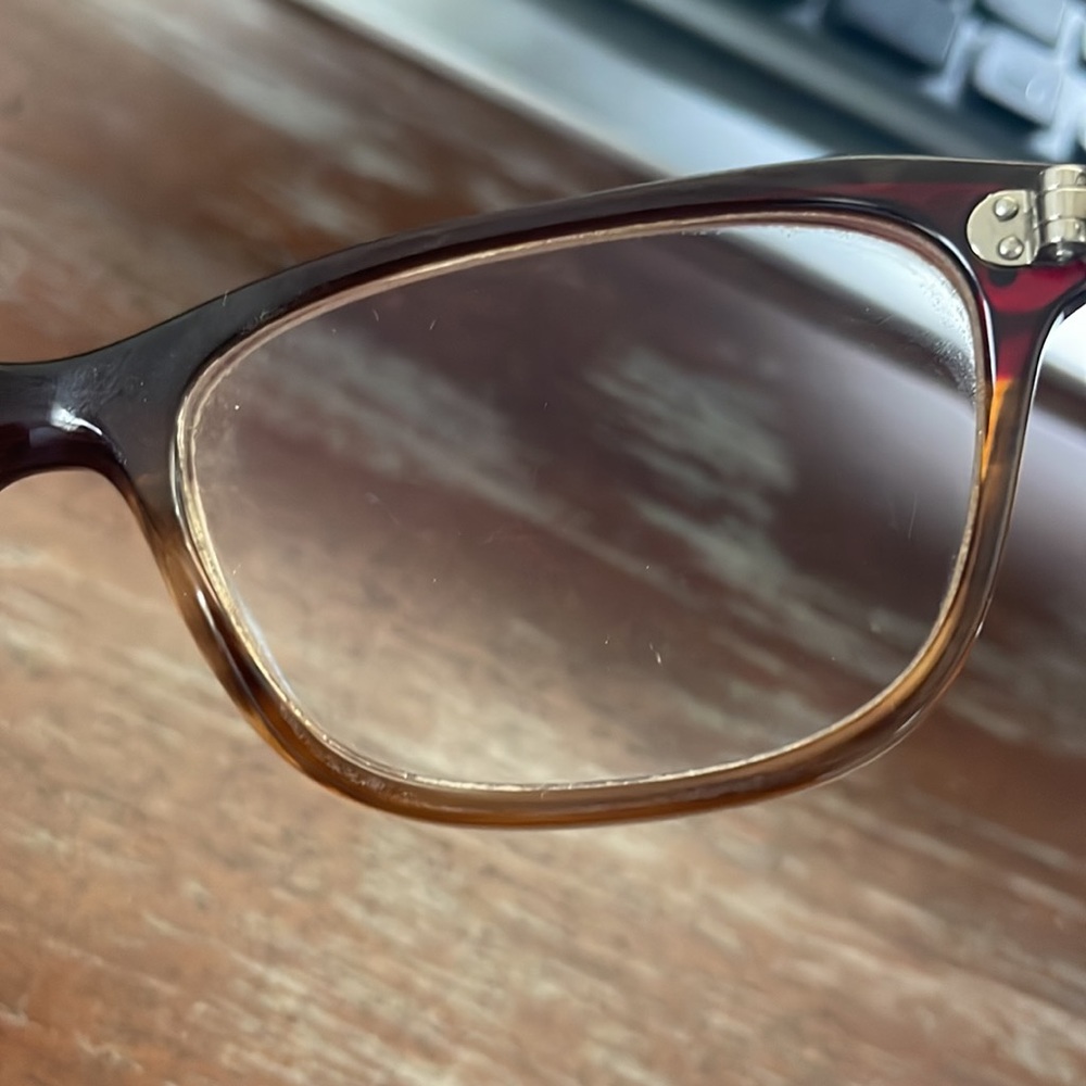 Oliver PeoplesLA Ashton brown eyeglasses with brown OliverPeoples LA case - Picture 15 of 17